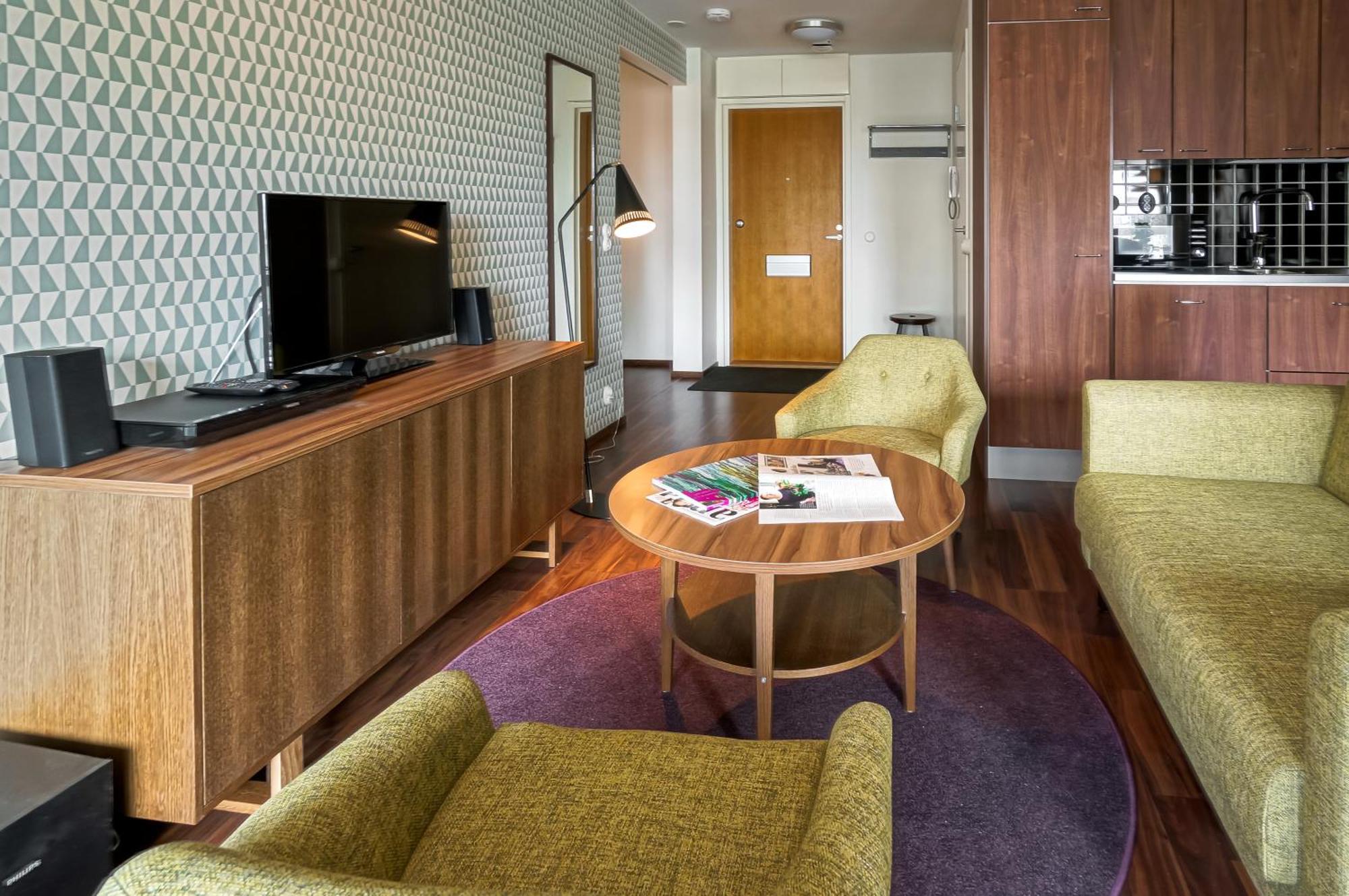 Forenom Serviced Apartments Espoo Tapiola المظهر الخارجي الصورة